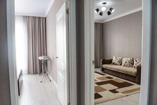 Апарт-отели Nur-Sultan Apart Hotel Нур-Султан Апартаменты с 1 спальней-10